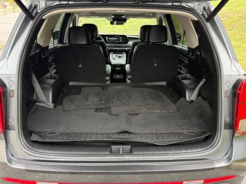 More photos of 2023 Hyundai Palisade XRT at Jay Wolfe Toyota of West County, MO