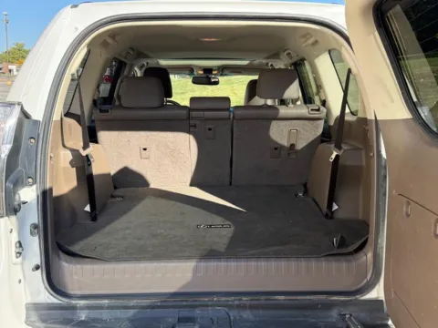 More photos of 2018 Lexus GX 460 at Jay Wolfe Toyota of West County, MO