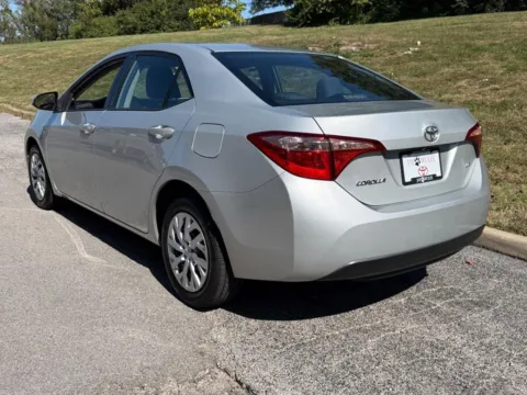 More photos of 2019 Toyota Corolla LE at Jay Wolfe Toyota of West County, MO