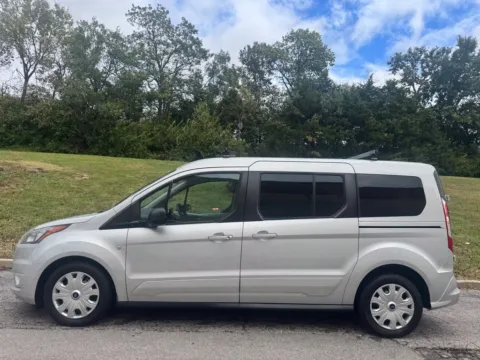 More photos of 2020 Ford Transit Connect XLT at Jay Wolfe Toyota of West County, MO