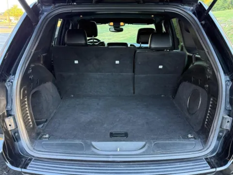 More photos of 2018 Jeep Grand Cherokee Altitude at Jay Wolfe Toyota of West County, MO
