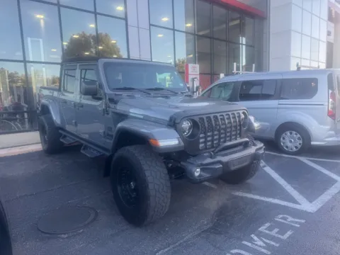 More photos of 2021 Jeep Gladiator Sport at Jay Wolfe Toyota of West County, MO