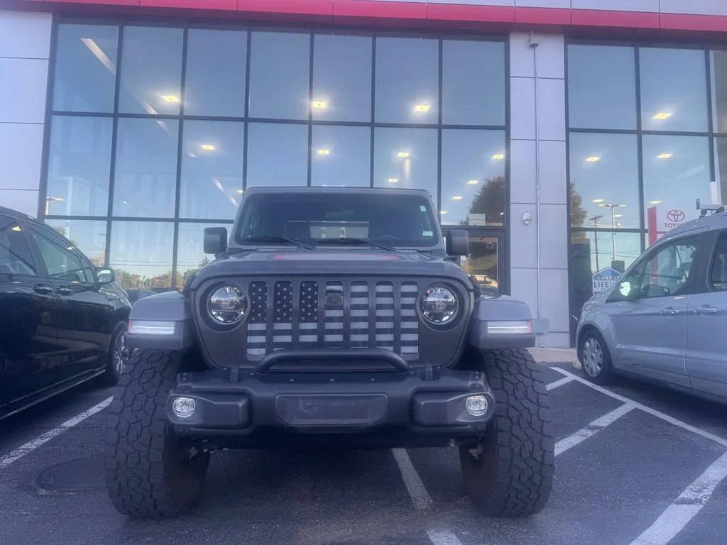 Gray 2021 Jeep Gladiator Sport for sale in Ballwin, MO