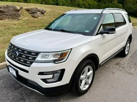 Photos of 2017 Ford Explorer XLT for sale in Ballwin, MO at Jay Wolfe Toyota of West County