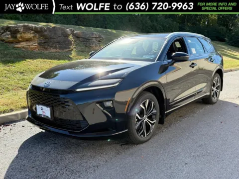 Black 2026 Toyota Crown Signia XLE for sale in Ballwin, MO