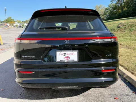 More photos of 2026 Toyota Crown Signia XLE at Jay Wolfe Toyota of West County, MO