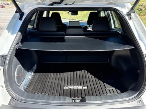 More photos of 2026 Toyota Corolla Cross Hybrid XSE at Jay Wolfe Toyota of West County, MO