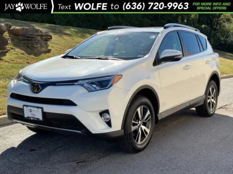 White 2018 Toyota RAV4 XLE for sale in Ballwin, MO