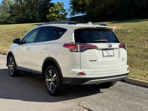 Another view of 2018 Toyota RAV4 XLE for sale in Ballwin, MO at Jay Wolfe Toyota of West County
