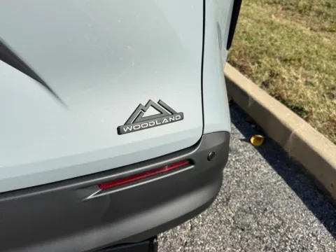 More photos of 2026 Toyota Sienna Woodland Edition at Jay Wolfe Toyota of West County, MO