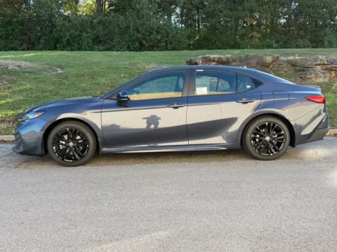 Photos of 2027 Toyota Camry SE for sale in Ballwin, MO at Jay Wolfe Toyota of West County