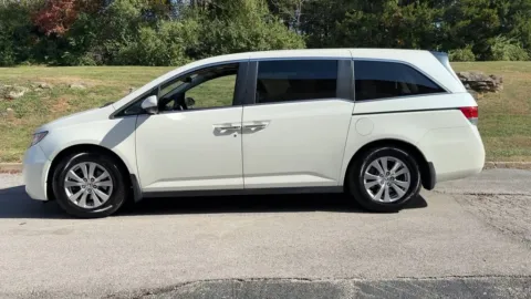 Photos of 2017 Honda Odyssey EX-L for sale in Ballwin, MO at Jay Wolfe Toyota of West County