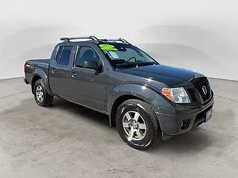 Gray 2011 Nissan Frontier PRO-4X for sale in Ballwin, MO