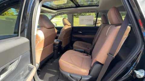 More photos of 2026 Toyota Grand Highlander Platinum at Jay Wolfe Toyota of West County, MO