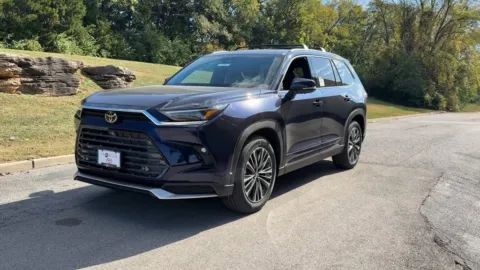 Unknown 2026 Toyota Grand Highlander Hybrid MAX Platinum for sale in Ballwin, MO