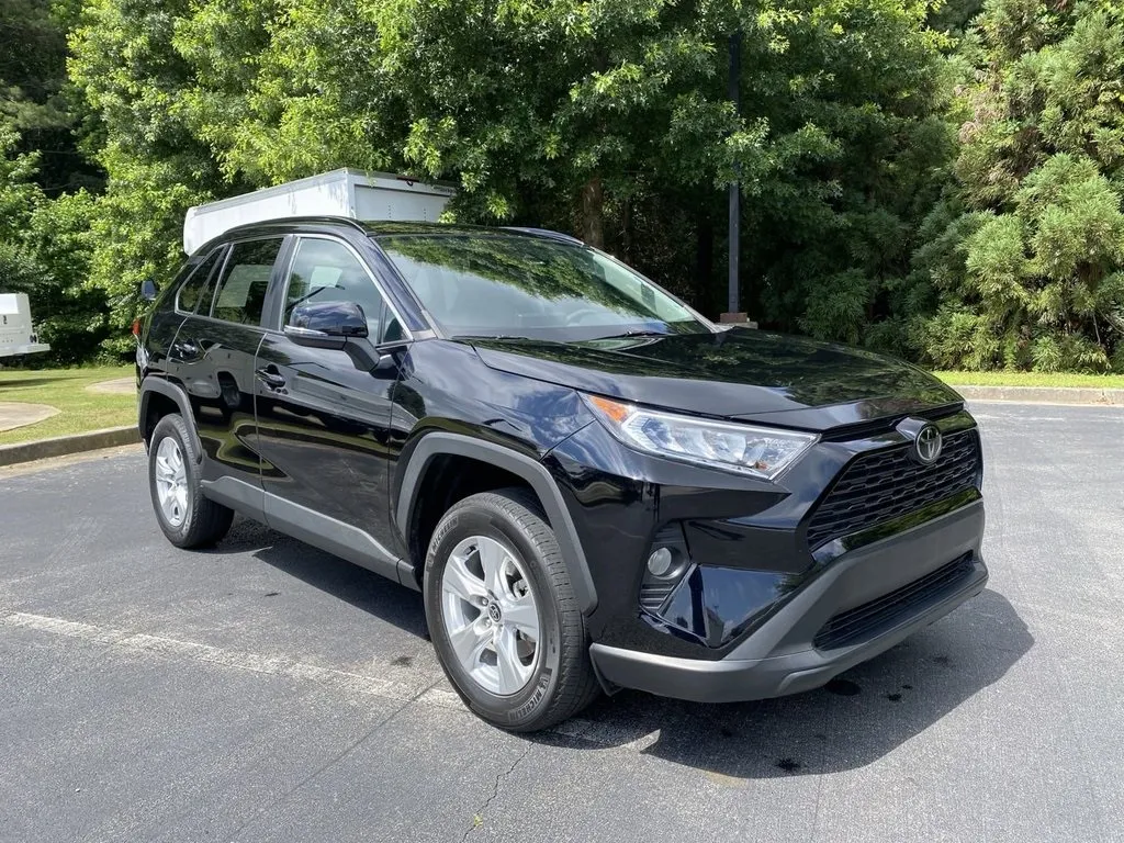 2022 Toyota RAV4 XLE for sale in Ballwin, MO