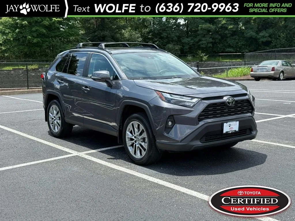 Used 2022 Toyota RAV4 XLE Premium with VIN 2T3A1RFV1NW279468 for sale in Kansas City