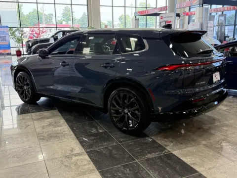 Photos of 2025 Toyota Crown Signia Limited for sale in Ballwin, MO at Jay Wolfe Toyota of West County