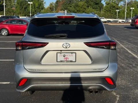 More photos of 2022 Toyota Highlander XSE at Jay Wolfe Toyota of West County, MO