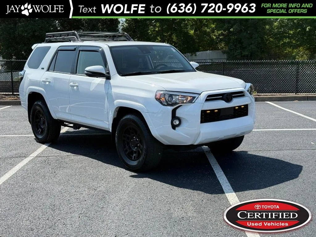 White 2024 Toyota 4Runner SR5 Premium for sale in Ballwin, MO