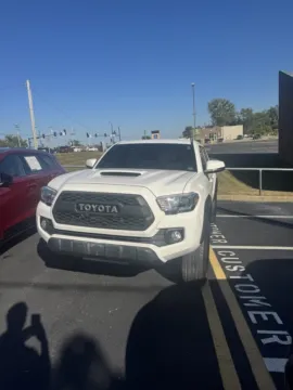 More photos of 2022 Toyota Tacoma TRD Sport at Jay Wolfe Toyota of West County, MO