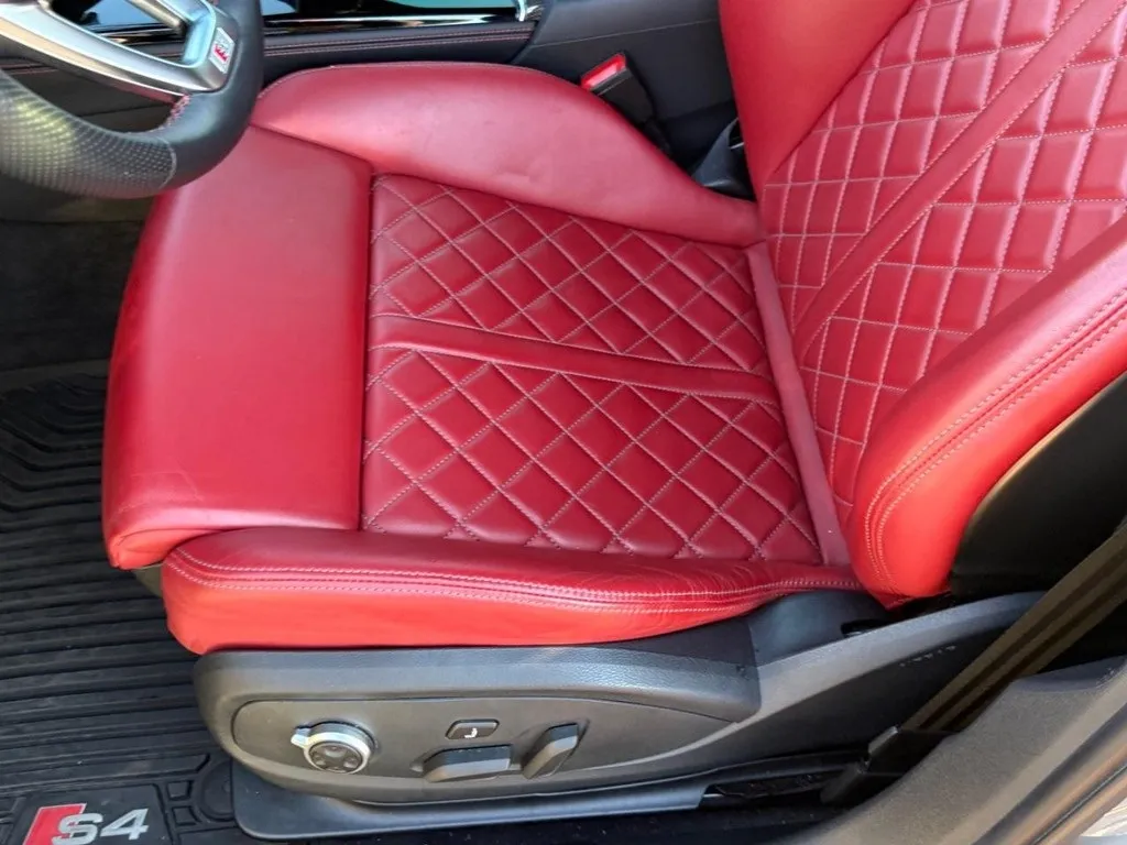 2022 Audi S4 Prestige photo 6