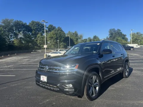 Black 2019 Volkswagen Atlas 3.6L V6 SE for sale in Ballwin, MO