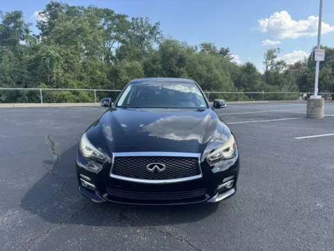 More photos of 2016 INFINITI Q50 3.0t Premium at Jay Wolfe Toyota of West County, MO