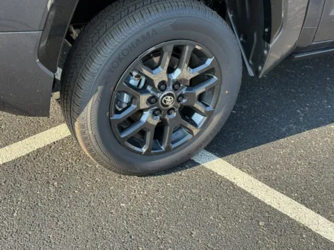 More photos of 2026 Toyota Tundra Platinum at Jay Wolfe Toyota of West County, MO