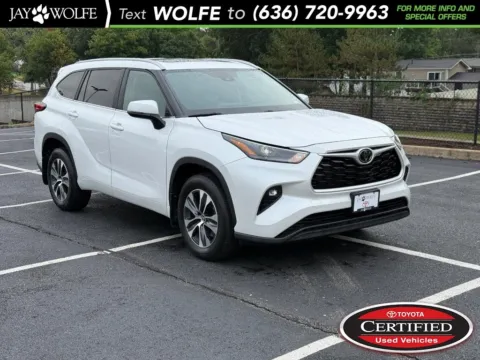 White 2023 Toyota Highlander XLE for sale in Ballwin, MO