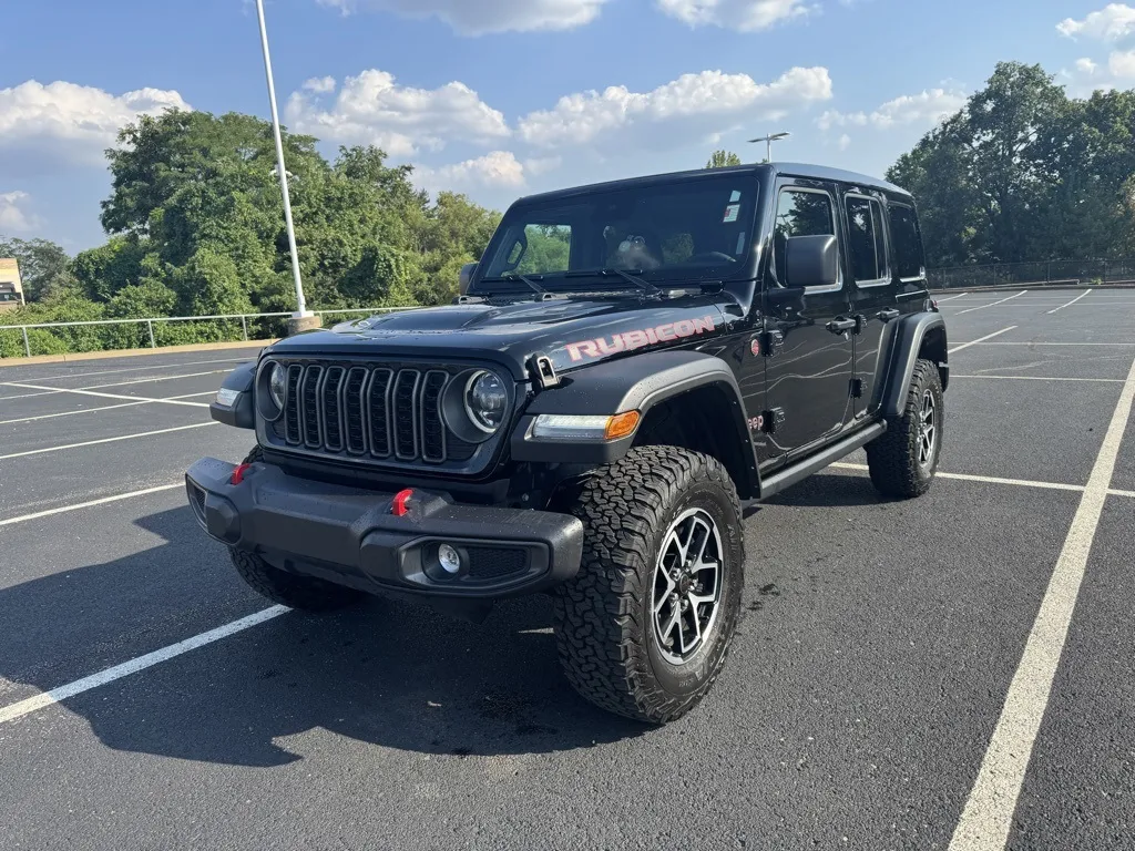 Black 2024 Jeep Wrangler Rubicon for sale in Ballwin, MO