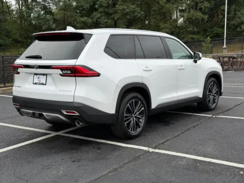 Another view of 2024 Toyota Grand Highlander Hybrid MAX Platinum for sale in Ballwin, MO at Jay Wolfe Toyota of West County