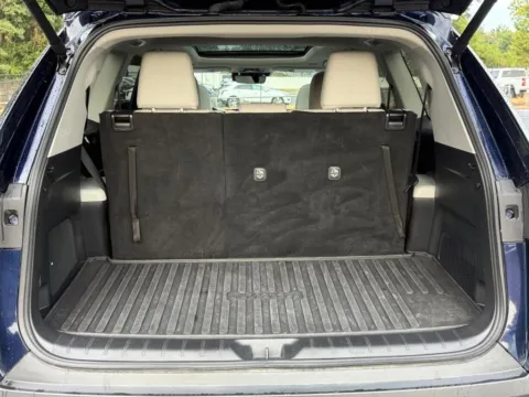 More photos of 2024 Toyota Grand Highlander Hybrid Limited at Jay Wolfe Toyota of West County, MO
