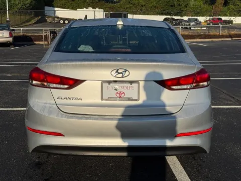 More photos of 2018 Hyundai Elantra Value Edition at Jay Wolfe Toyota of West County, MO