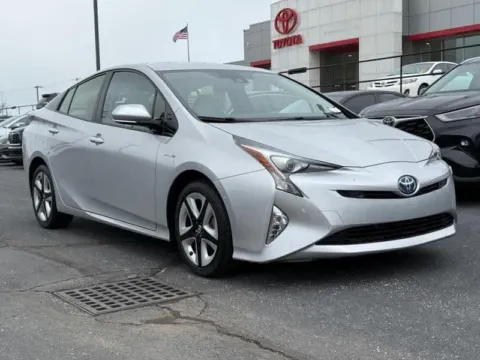 Silver 2017 Toyota Prius Four for sale in Ballwin, MO