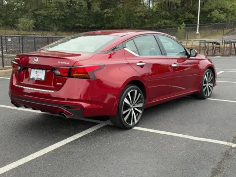 Another view of 2020 Nissan Altima 2.5 Platinum for sale in Ballwin, MO at Jay Wolfe Toyota of West County