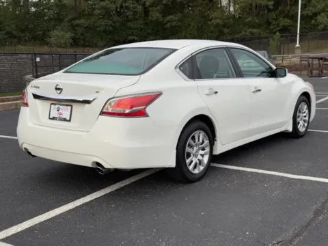Another view of 2015 Nissan Altima 2.5 S for sale in Ballwin, MO at Jay Wolfe Toyota of West County
