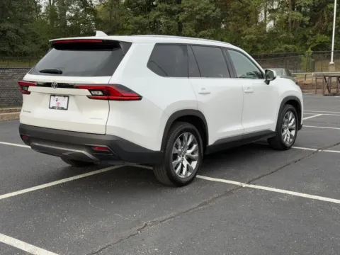 Another view of 2025 Toyota Grand Highlander Hybrid Limited for sale in Ballwin, MO at Jay Wolfe Toyota of West County