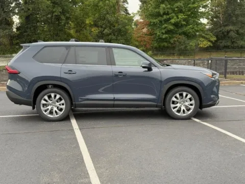 Photos of 2026 Toyota Grand Highlander Limited for sale in Ballwin, MO at Jay Wolfe Toyota of West County