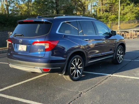 Another view of 2019 Honda Pilot Elite for sale in Ballwin, MO at Jay Wolfe Toyota of West County