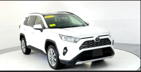 White 2019 Toyota RAV4 Limited for sale in Ballwin, MO