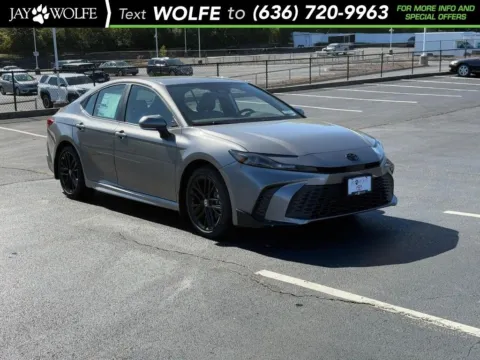 Black 2026 Toyota Camry SE for sale in Ballwin, MO