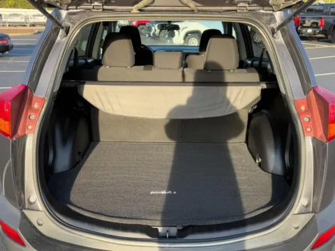 More photos of 2013 Toyota RAV4 XLE at Jay Wolfe Toyota of West County, MO