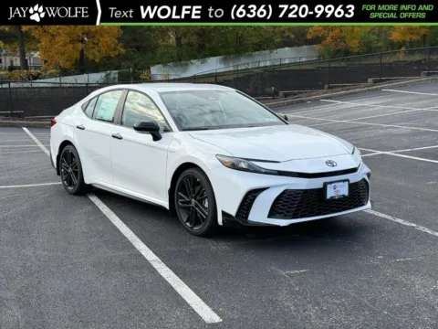 White 2026 Toyota Camry SE Nightshade for sale in Ballwin, MO