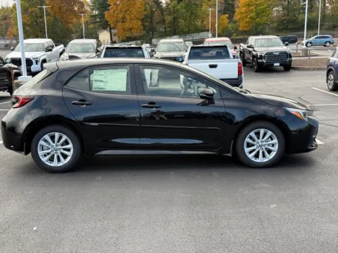 Photos of 2026 Toyota Corolla Hatchback SE for sale in Ballwin, MO at Jay Wolfe Toyota of West County