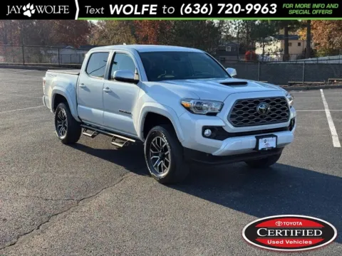 White 2023 Toyota Tacoma TRD Sport for sale in Ballwin, MO