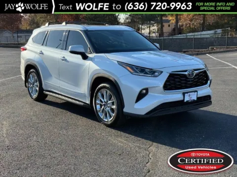 White 2022 Toyota Highlander Hybrid Limited for sale in Ballwin, MO