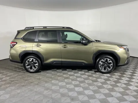 More photos of 2026 Subaru Forester Premium at Subaru Longview, WA