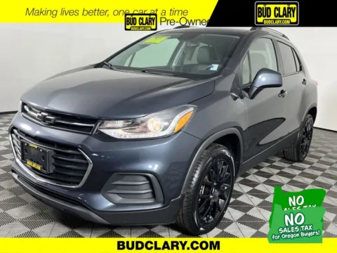 Gray 2022 Chevrolet Trax LT for sale in Longview, WA