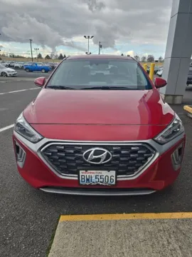 More photos of 2020 Hyundai Ioniq Hybrid SE at Subaru Longview, WA